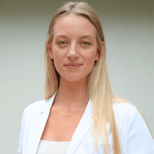 Dr. Alexa, MD.